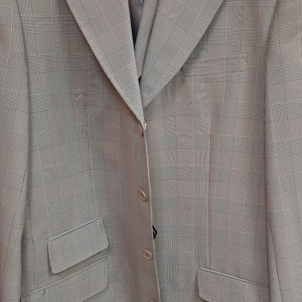 Suit